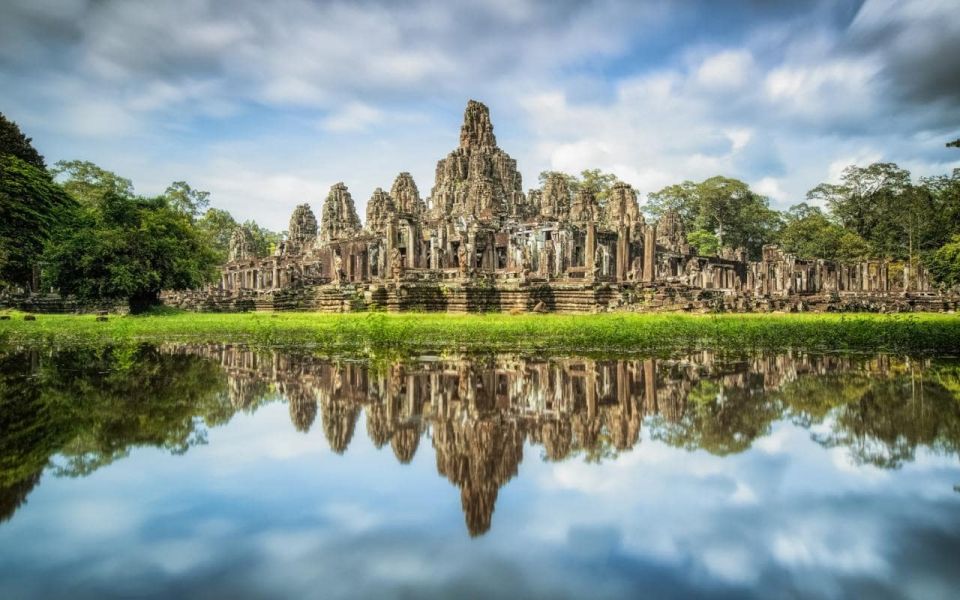 Siem Reap: Angkor Wat Small-Group Historical Day Tour - Things to Remember