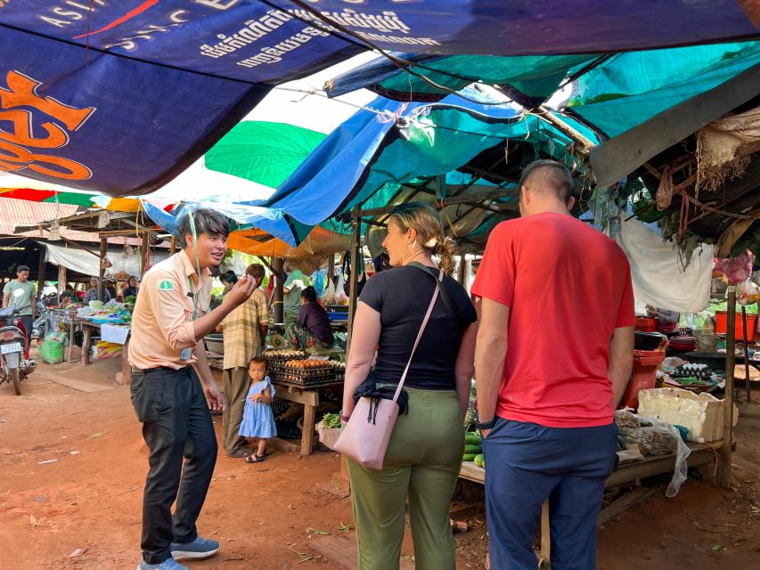 Siem Reap: Kampong Phluk and Tonle Sap Sunset Boat Cruise - Common questions