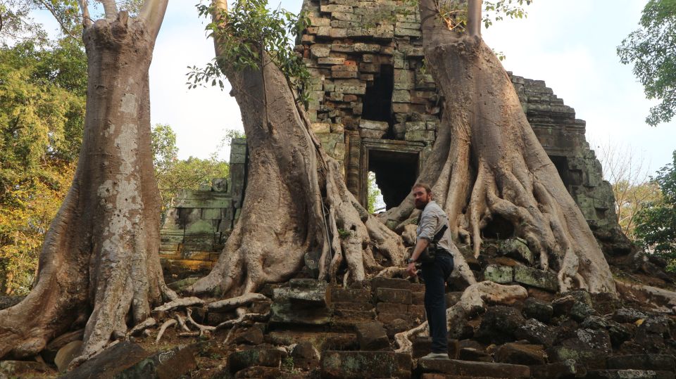 Siem Reap: Personalised Angkor Wat Sunrise Tour by Tuk-Tuk - Sunrise at Angkor Wat
