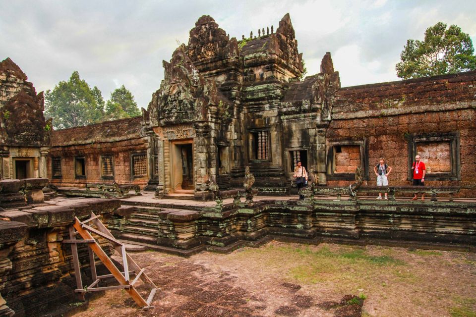 Siem Reap: Private Banteay Srei Jeep Day Trip With Lunch - Common questions