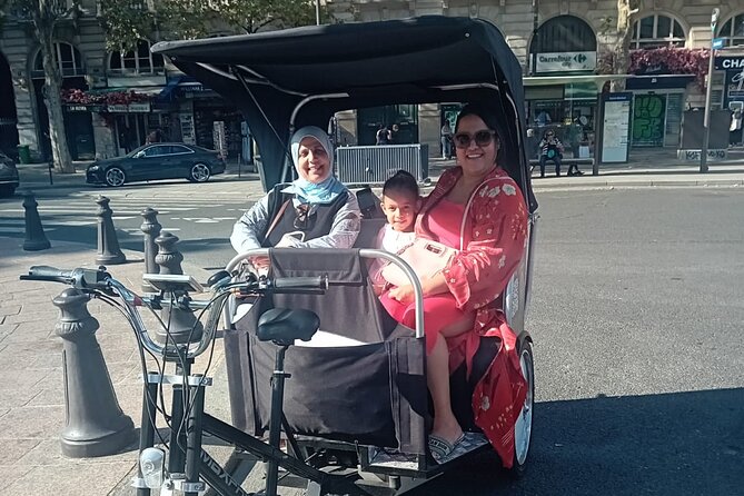 Sightseeing Tour of Most Iconic Parisian Monuments (Rickshaw) - Common questions