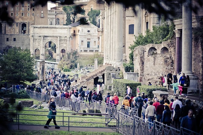Skip the Line Colosseum, Roman Forum and Palatine Hill Tour With Pick-Up - Overall Experience