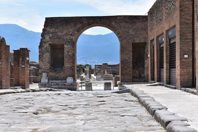 Skip-The-Line Small-Group Pompeii Tour With a Local Archaeology Expert Guide - Traveler Tips for the Tour