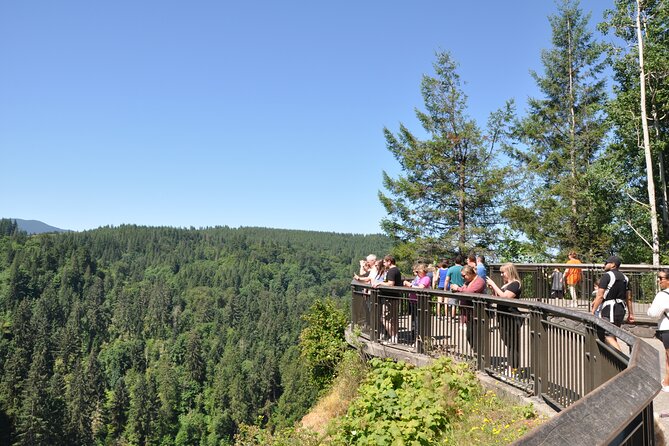 Snoqualmie Falls and Wineries Tour From Seattle - Host Responses