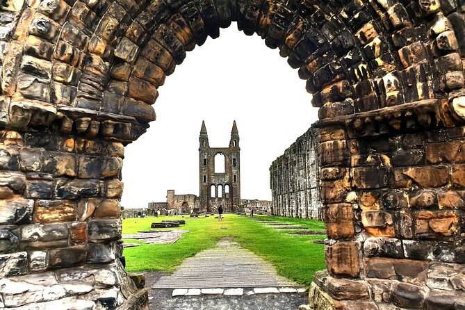 St Andrews Small Group Luxury Day Tour From Edinburgh - Common questions