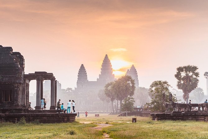 Sunrise Angkor Wat Small-Group Tour From Siem Reap - Contact and Customer Support