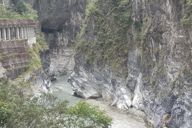 Tarogo Gorge Day Tour ( MERCEDES Van) From Taipei - Reviews and Ratings