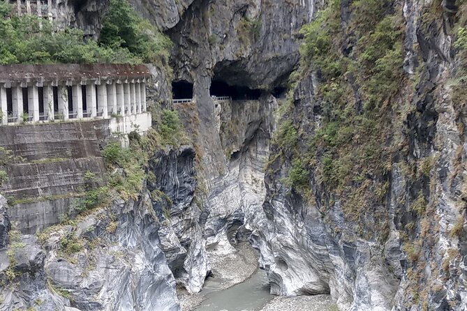 Taroko Gorge Cycling Tour / Taroko Cycling - Tour Booking and Viator Services