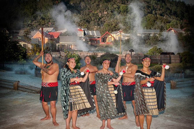 Tauranga - Wia O Tapu Wonderland & Rotorua Geysers: Private Tour - Visual Content