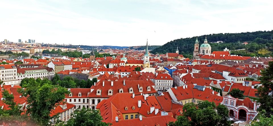 Tour Around Prague Castle and Lesser Town - Additional Information