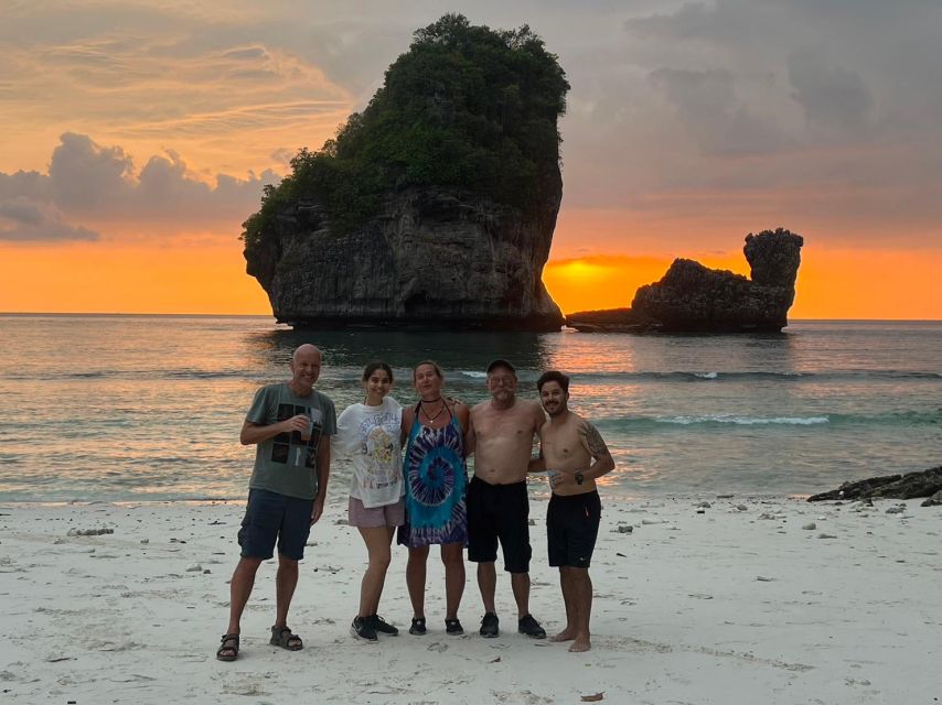 Trek in Phi Phi Islands Jungle - Guest Reviews and Recommendations