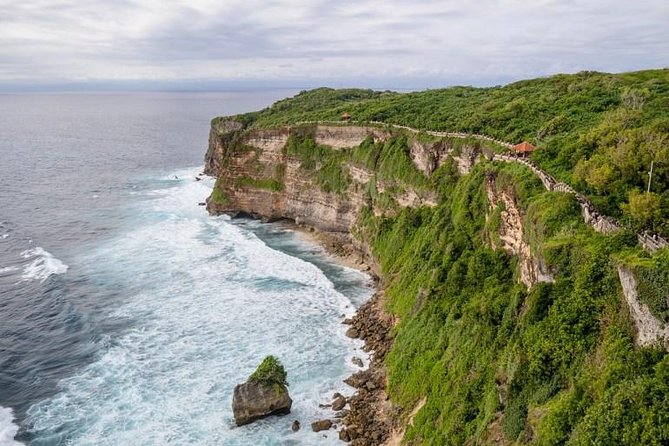 Uluwatu Sunset, Kecak Dance, and Dinner Jimbaran Beach - Sunset and Dance Experience