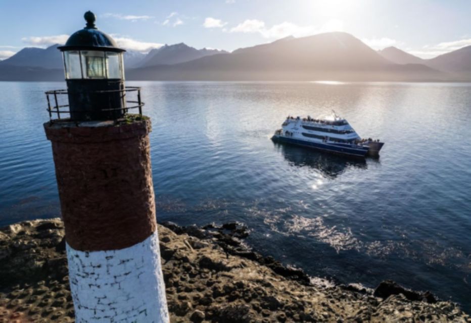 Ushuaia: Beagle Channel, Seal Island & Bridges Islands Tour - Customer Reviews