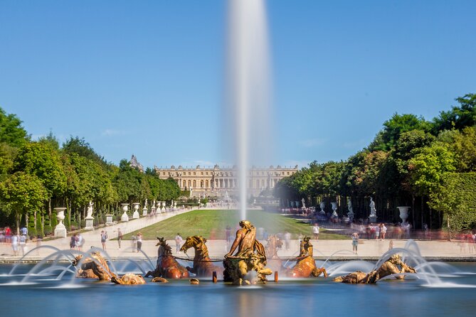 Versailles Palace Live Tour With Gardens Access From Paris - Meeting Point and Transportation