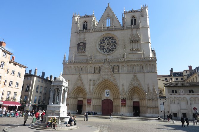 Vieux Lyon Cultural & Historical Walking Guided Tour (English) - Tour Experience Details