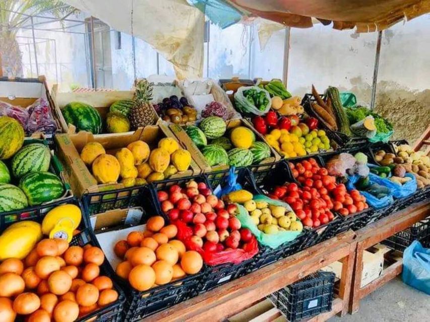 Visit Praia From the Point of View of the Locals - Meeting Cape Verdean Saleswomen