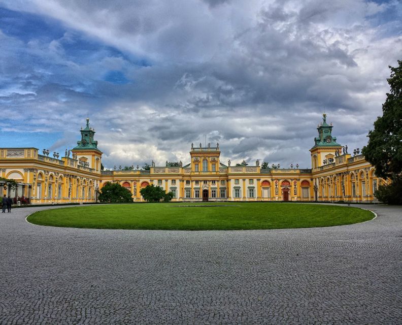 Warsaw: Old Town Highlights Private Walking Tour - Review Summary and Ratings