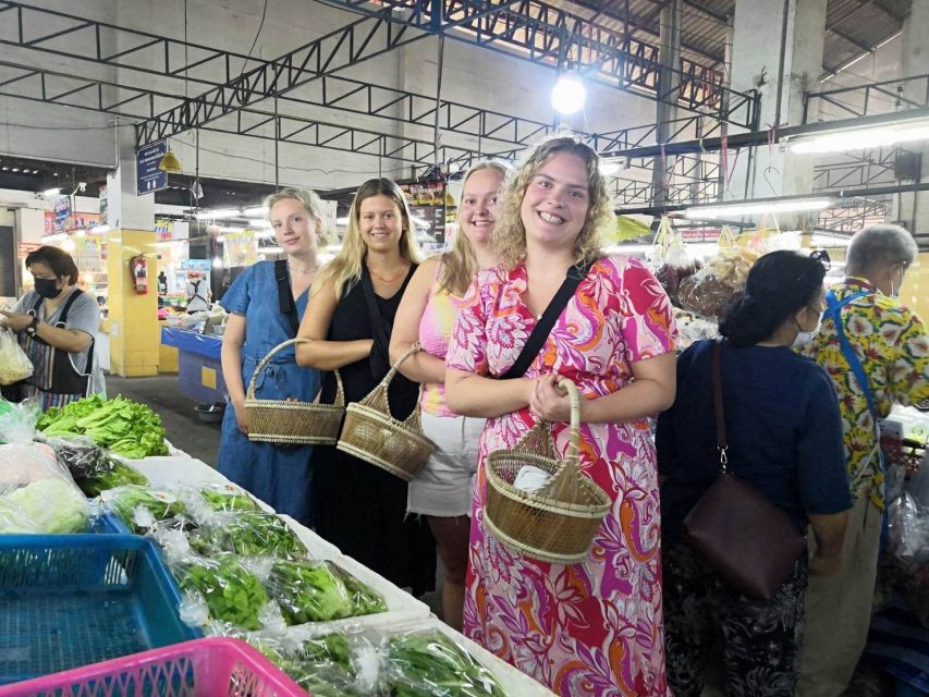 We Cook Thai Home Garden Cooking School - Common questions