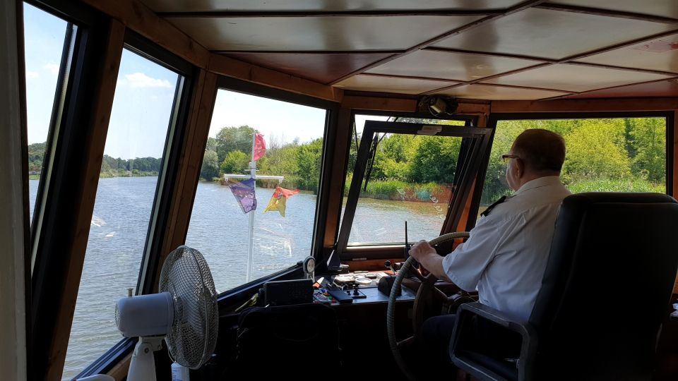 WrocłAw: Boat Cruise With a Guide - Common questions