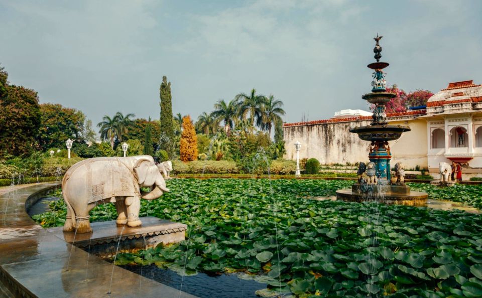 Your Non-Touristy Udaipur - Chai Break at Fateh Sagar Lake