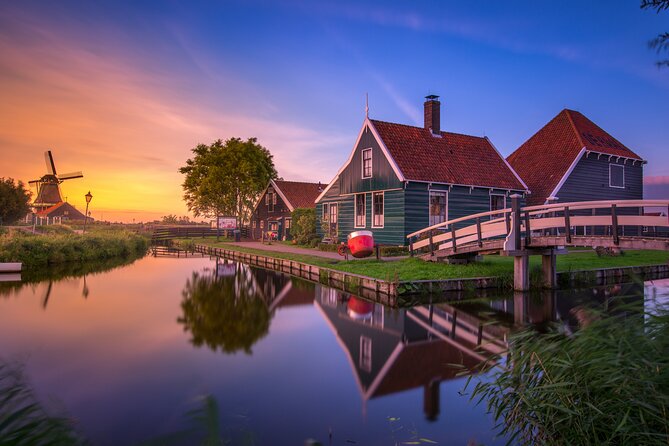 Zaanse Schans Windmills & Cheesetasting Live Guide From Amsterdam - Logistics and Travel Tips