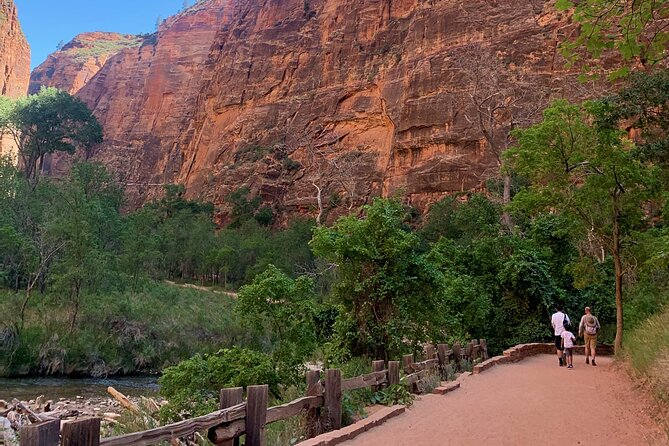 Zion National Park Small Group Tour With 6 Hours Explore Time - Common questions