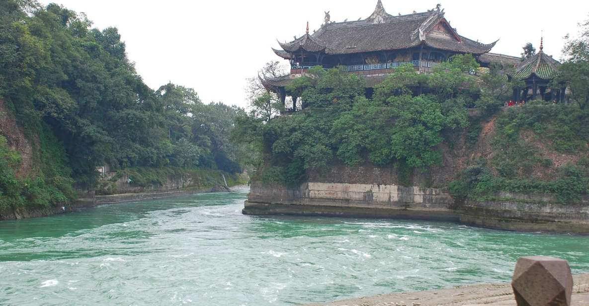 1-Day Mount Qingcheng and Dujiangyan Irrigation System Tour - Important Information