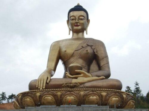 15 Day Cross Countries Tour of Bhutan, Sikkim & Dharjeeling - Kalimpongs Haat Bazar Market