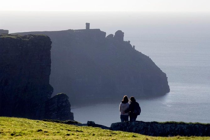 2-Day Southern Ireland Tour From Dublin:Including Blarney and Cliffs of Moher - Common questions