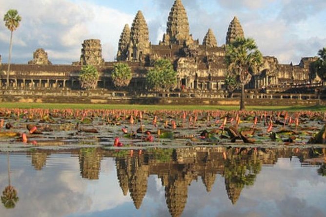 3-D Angkor Temples With One Sunrise - Last Words