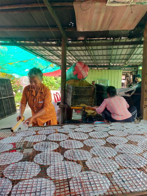 A Day TukTuk Handicrafts Bambootrain Killing&BatCaves,Sunset - Millions of Bats at Sunset