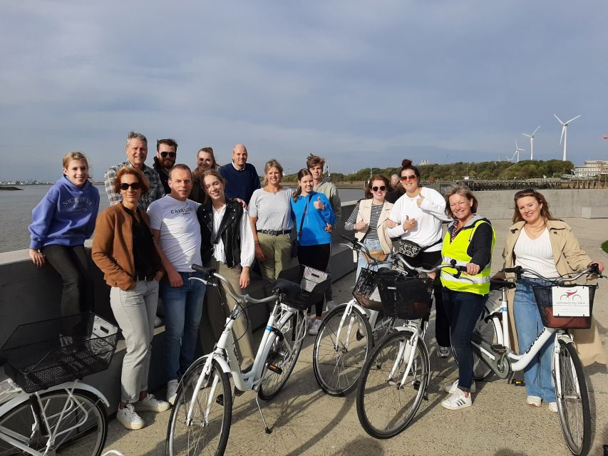 Antwerp: City Highlights Group Bike Tour With a Guide - Customer Reviews