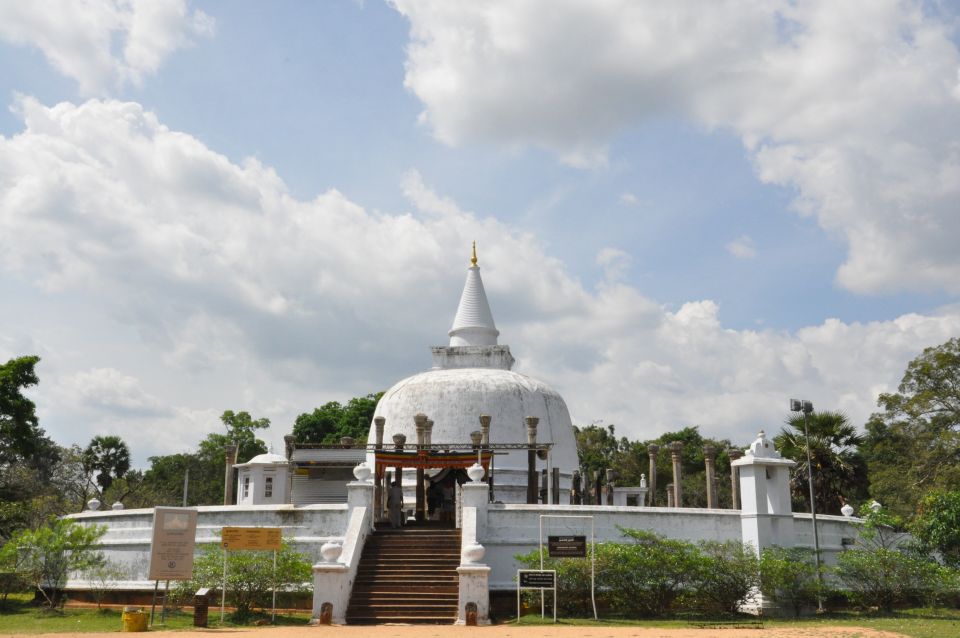 Anuradhapura: Private Half-Day Cycling Tour W/ Guide - Common questions