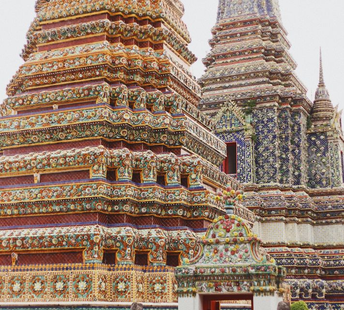 Bangkok: Half-Day Temple and Grand Palace Private Tour - Gift Option