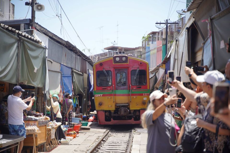 Bangkok: Maeklong Railway Market and Floating Market Tour - Directions
