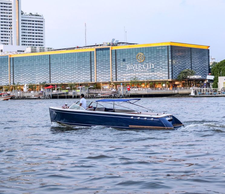 Bangkok: Private Luxury Speedboat Chaophraya River Cruise - Common questions