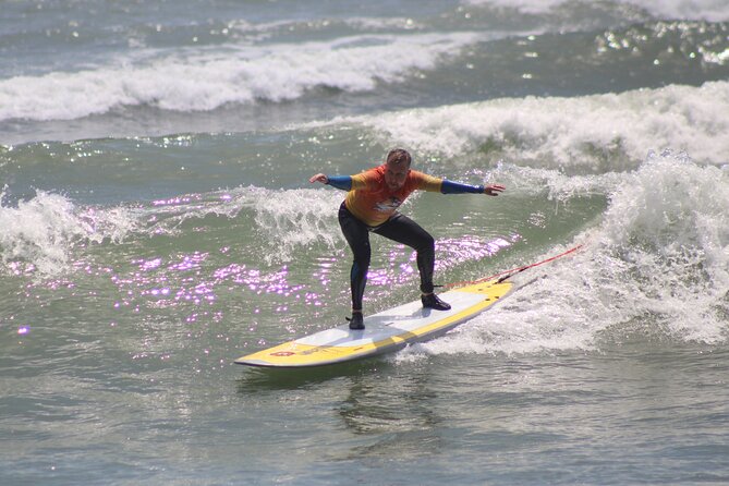 Beginner Surf Lesson in Lima, Perú - Surf Lesson Schedule and Availability