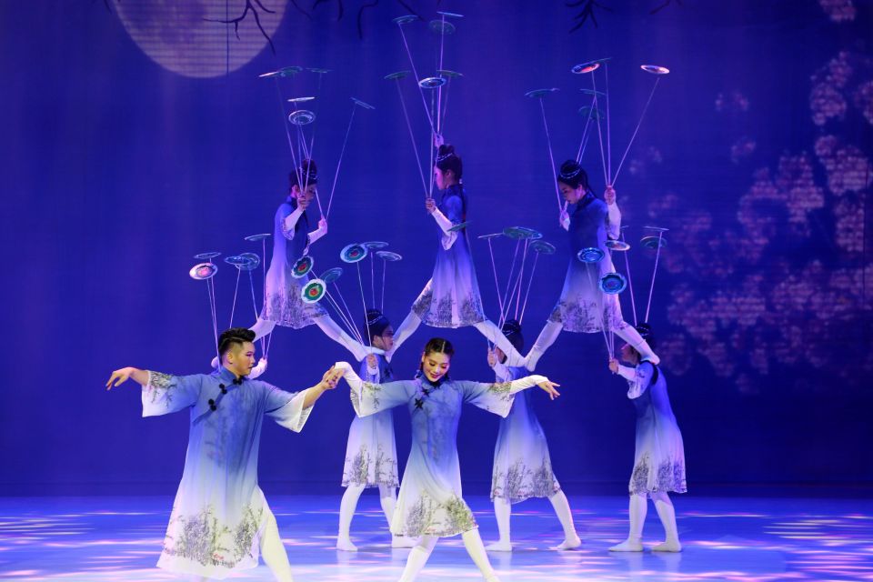 Beijing: Night Tour of Acrobatics Show Including Transfer - Last Words