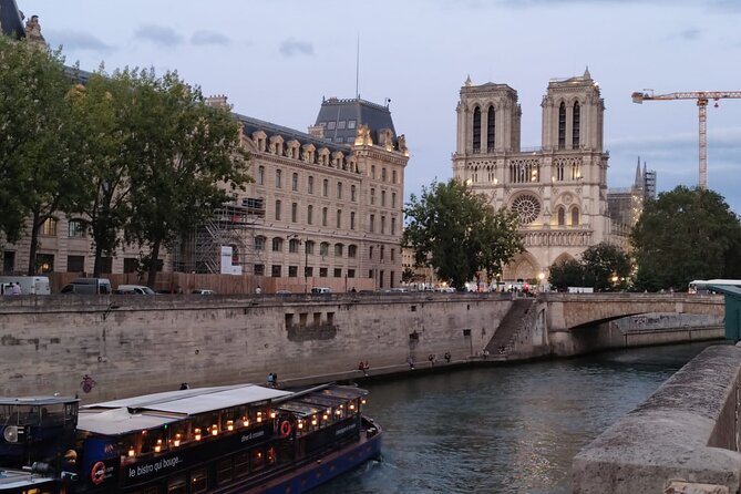 Best Bits of Paris - 15 Favourites - Walking Tour - Sainte-Chapelle
