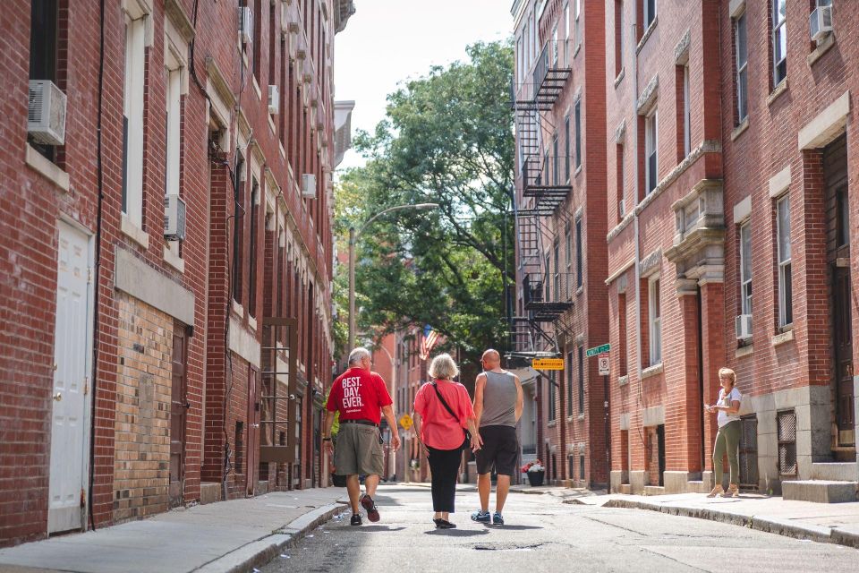 Boston: North End Food Experience With Pizza, Meats & Cheese - Tasting Traditional Foods