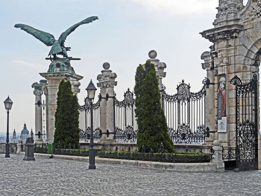 Budapest: Guided Buda Castle History Tour - Common questions