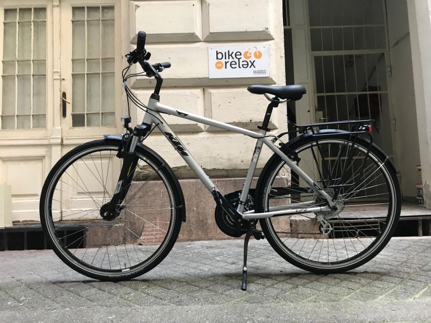 Budapest: Historic Downtown Bicycle Ride With Scenic Views - Review Summary and Recommendations