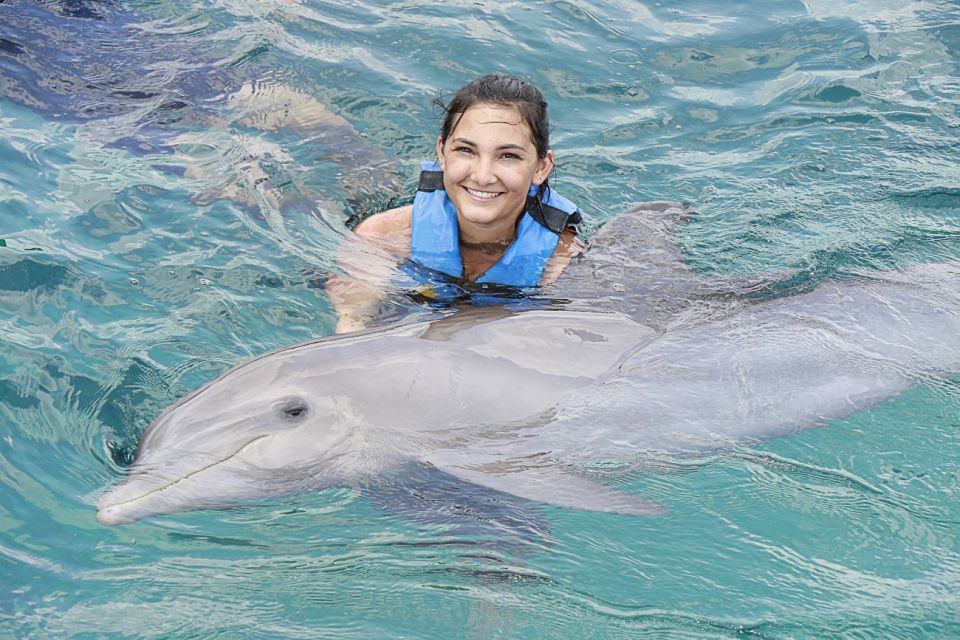 Cancún: Dolphin Encounter on Isla Mujeres With Buffet - Last Words