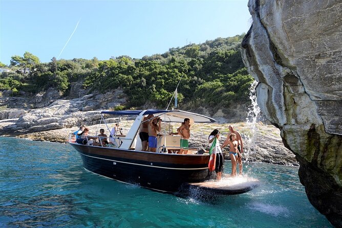 Capri Island Small Group Boat Tour From Naples - Common questions