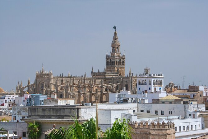 Cathedral of Seville English Guided Tour With Skip the Line & Access to Giralda - Access and Tour Experience