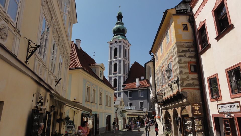 Cesky Krumlov Private Day Trip From Prague - Pricing and Inclusions