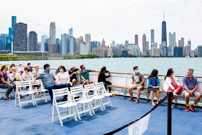 Chicago Lake and River Architecture Tour - Accessibility and Services