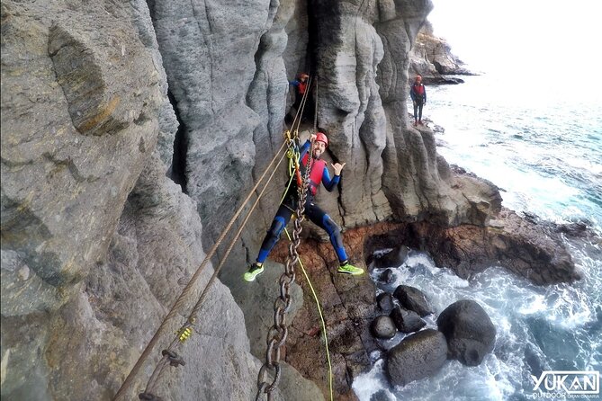 Coastering in Gran Canaria (Aquatic Route in the Ocean Cliffs) - Safety Guidelines