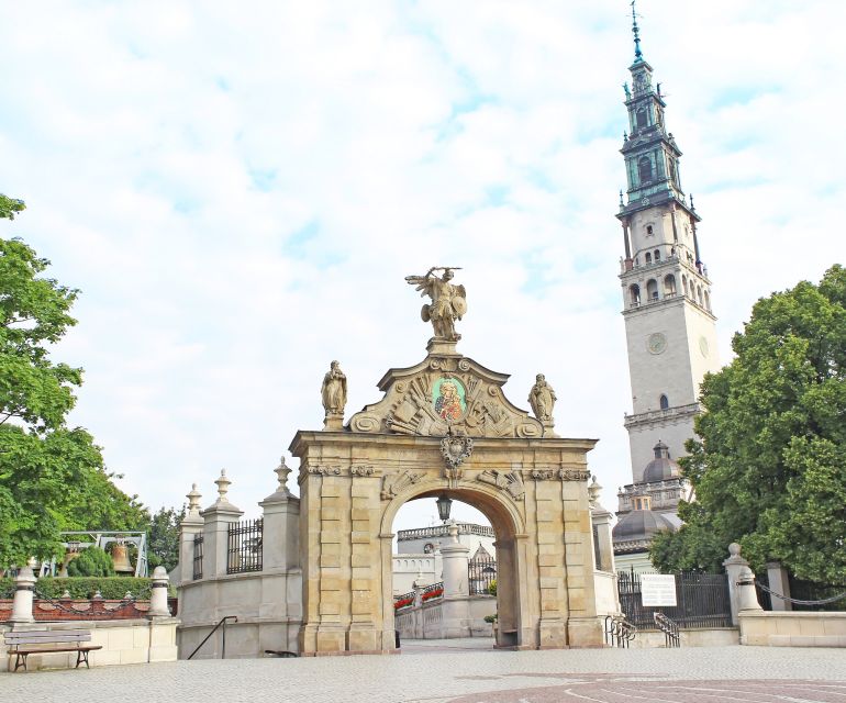 Częstochowa Black Madonna Experience With Private Transport - Shrine History