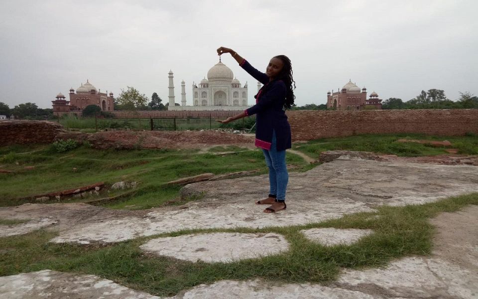 Delhi: Private Sunrise Taj Mahal & Agra Fort Tour By Car - Common questions
